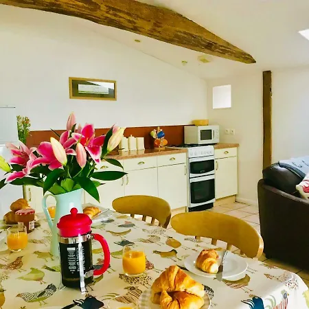 בית נופש La Blatiere French